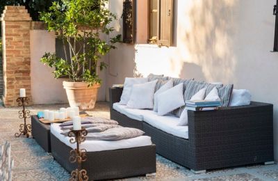 Historic Villa for sale Torrenieri, Tuscany, Image 28/41