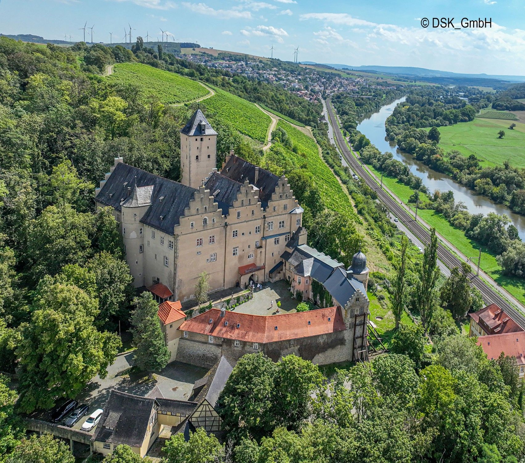 Photos Mainberg Castle - Historic landmark over the Main Valley