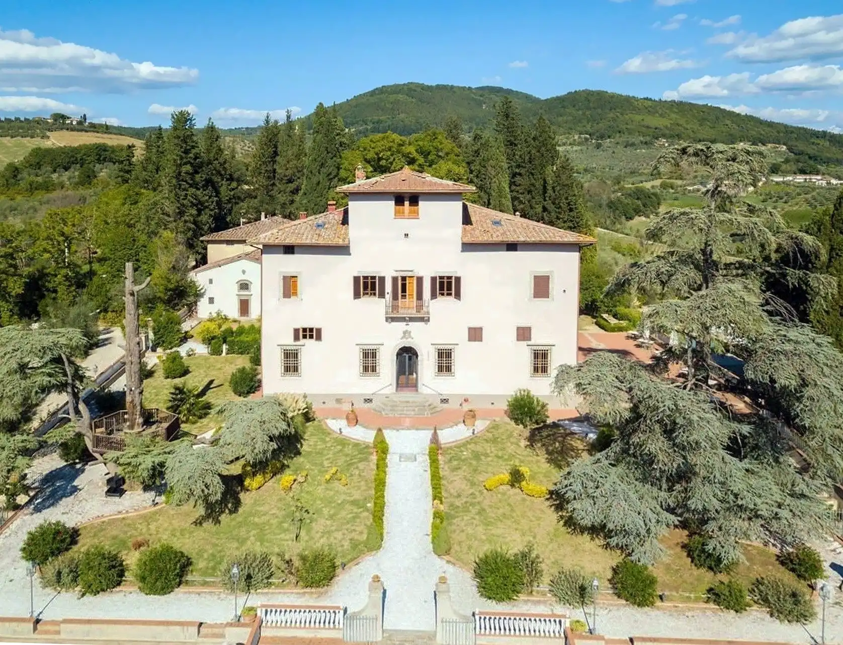 Photos Tuscan heritage estate just south of Florence