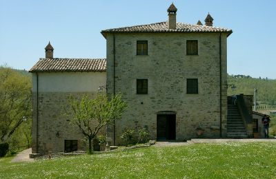 Historic Villa for sale 06019 Umbertide, Umbria, Image 2/22