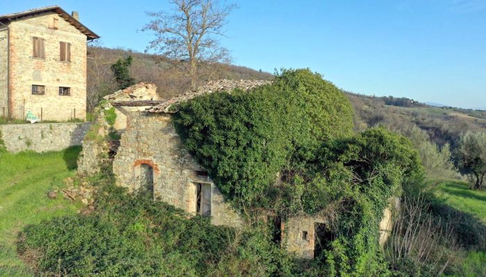 Country home for sale Perugia, Umbria,  Italy
