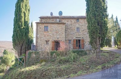 Country home for sale Cortona, Tuscany, Image 12/35