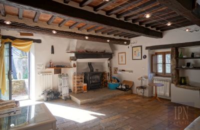 Country home for sale Cortona, Tuscany, Image 17/35