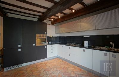Country home for sale Cortona, Tuscany, Image 29/35