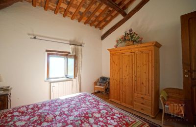 Country home for sale 06010 Monte Santa Maria Tiberina, Umbria, Image 24/28