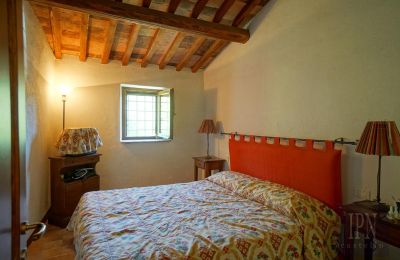 Country home for sale 06010 Monte Santa Maria Tiberina, Umbria, Image 27/28