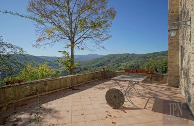 Country home for sale 06010 Monte Santa Maria Tiberina, Umbria, Image 9/28