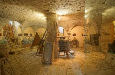 Country home for sale Lerchi, Umbria, Image 17/35