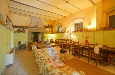 Country home for sale Lerchi, Umbria, Image 19/35