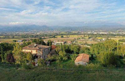 Country home for sale Lerchi, Umbria, Image 4/35