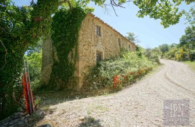 Country home for sale Perugia, Umbria, Image 15/23