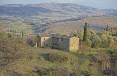 Country home for sale 06073 Corciano, Umbria, Image 18/42