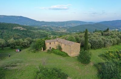 Country home for sale 06073 Corciano, Umbria, Image 2/42