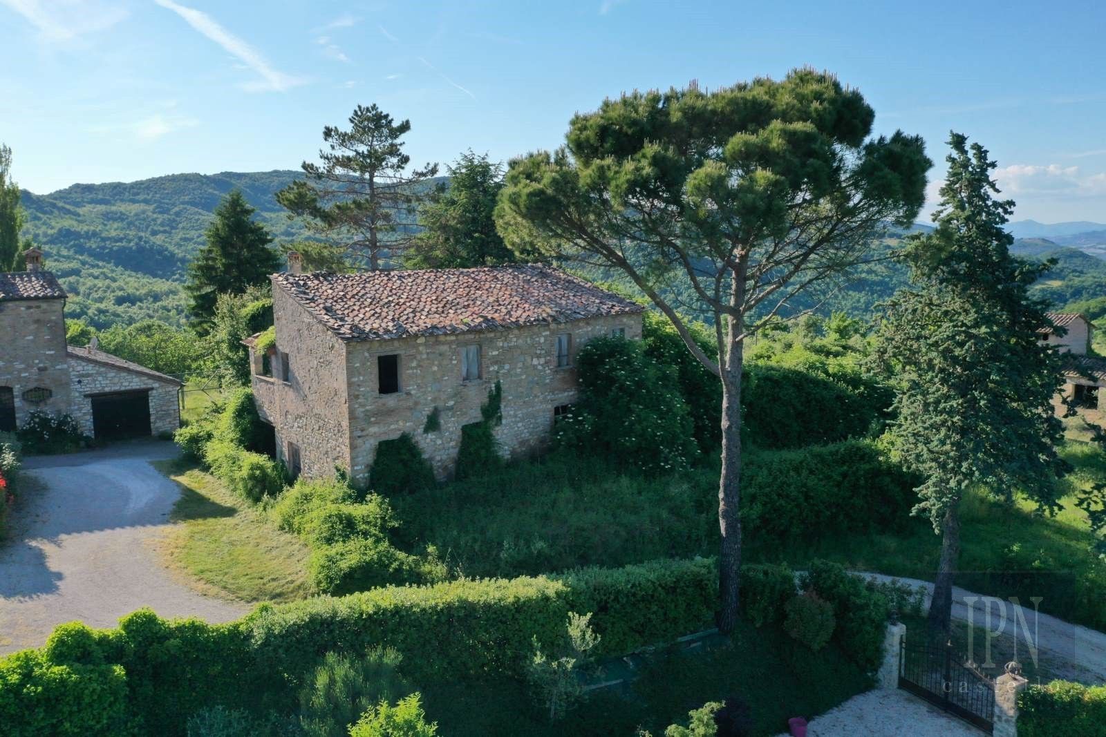 Photos Polgeto Project - Old farmhouse overlooking Castello die Polgeto