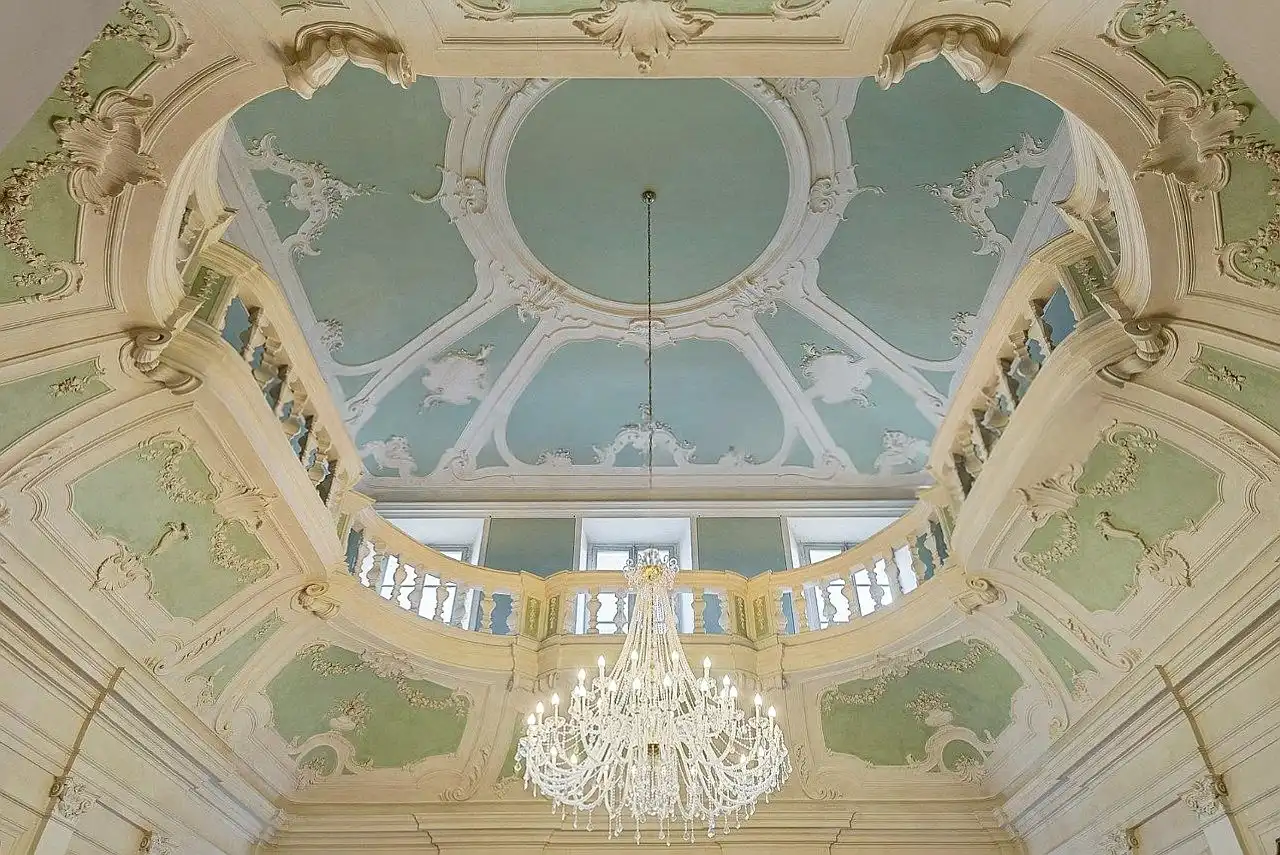 Photos Old Town of Siena: Townhouse with impressive Ballroom