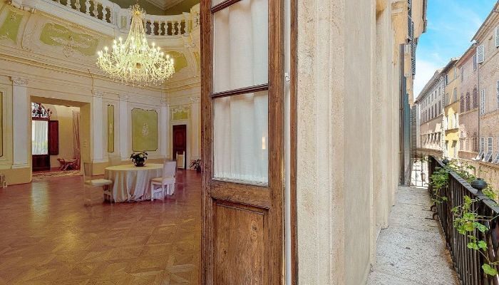 Urban palace for sale Siena, Tuscany