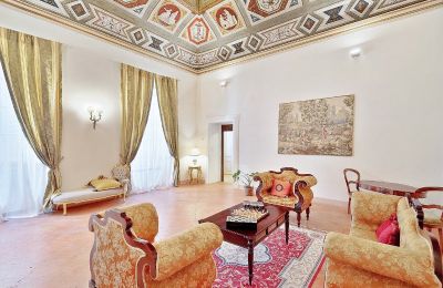City palace for sale Siena, Via di Pantaneto, Tuscany, Image 25/47