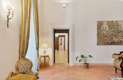 City palace for sale Siena, Via di Pantaneto, Tuscany, Image 42/47