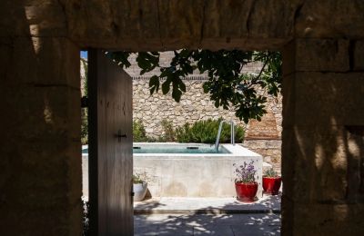 Manor House for sale 84000 Avignon, Provence-Alpes-Côte d'Azur, Image 42/50