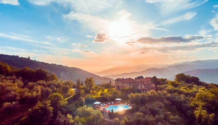 Country home for sale Pistoia, Tuscany,  Italy