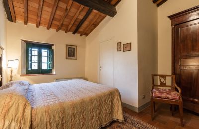 Country property for sale Pistoia, Tuscany, Image 15/43