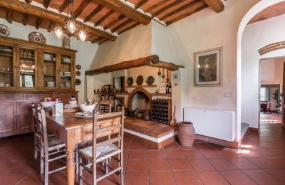 Country property for sale Pistoia, Tuscany, Image 8/43