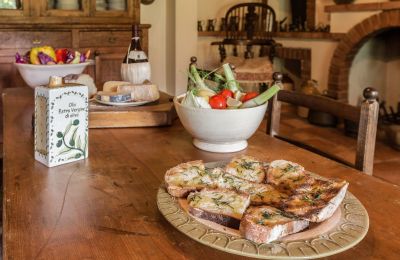 Country property for sale Pistoia, Tuscany, Image 20/43