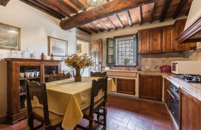Country property for sale Pistoia, Tuscany, Image 24/43