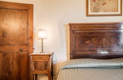 Country property for sale Pistoia, Tuscany, Image 28/43