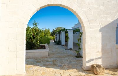 Country home for sale Ostuni, Strada Provinciale 21, Apulia, Image 8/33