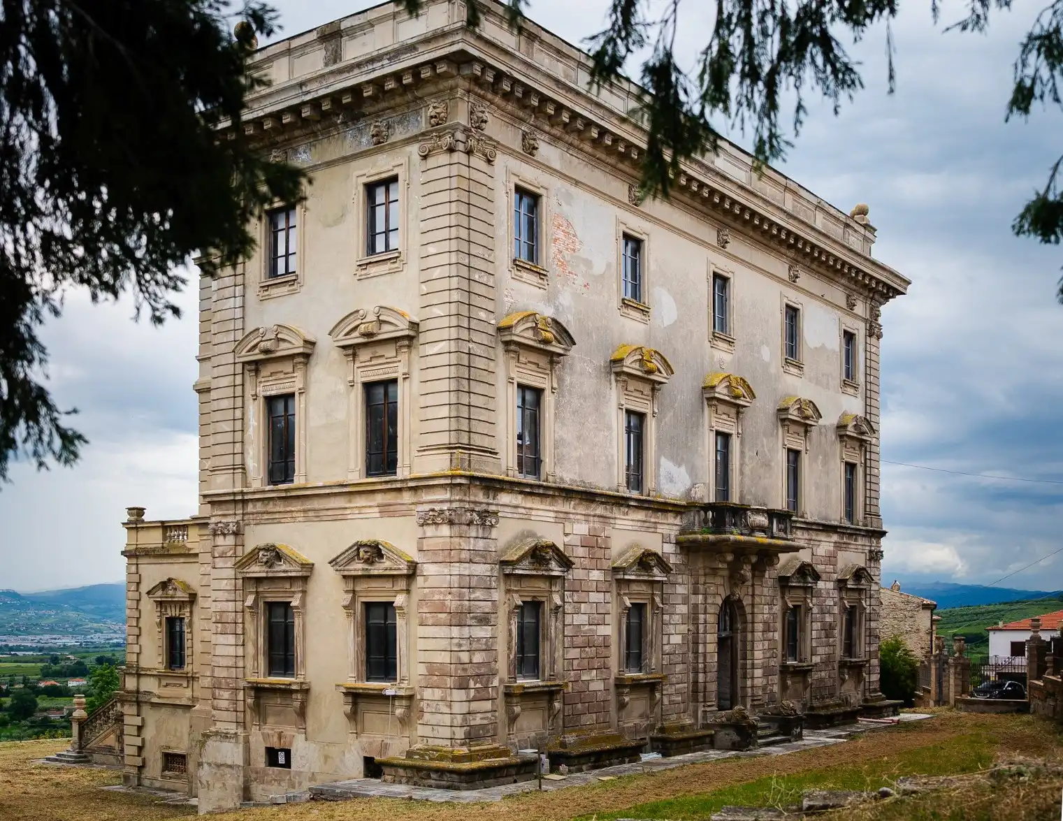 Mozzagrogna, Abruzzo for sale