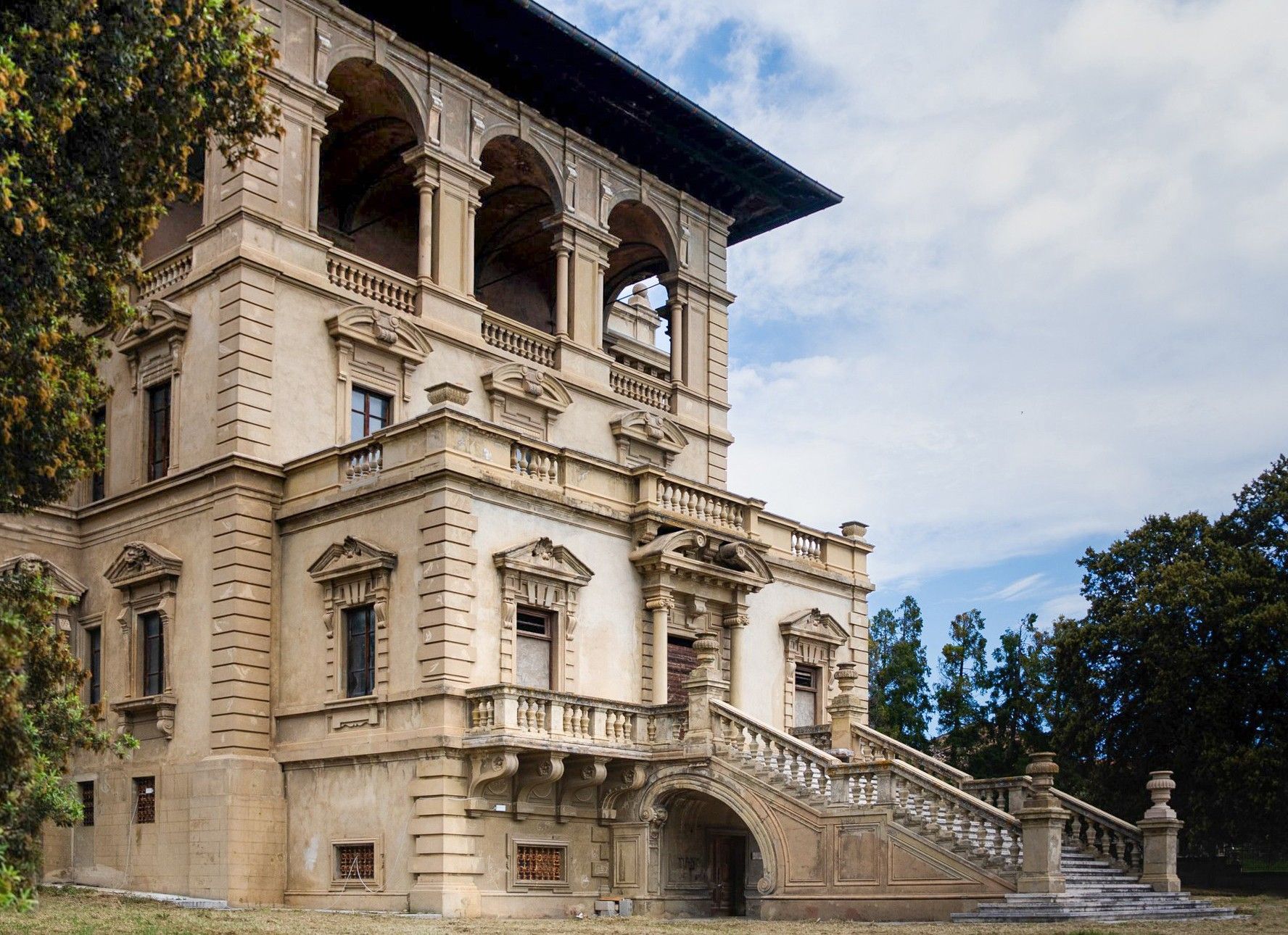 Photos Villa Marcantonio: Landmark by Gino Coppedè with Sea Views in Abruzzo