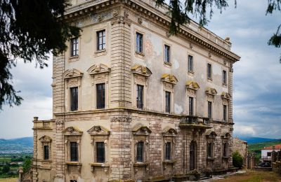 City palace for sale Mozzagrogna, Piazza San Rocco, Abruzzo, Image 2/41