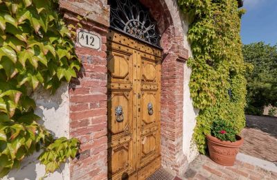 Historic property for sale Murlo, Tuscany, Image 6/49