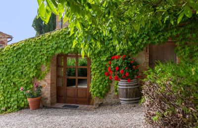 Historic property for sale Murlo, Tuscany, Image 28/49