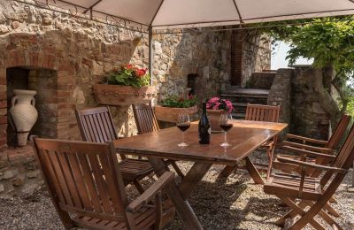 Historic property for sale Murlo, Tuscany, Image 37/49