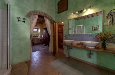 Historic property for sale Murlo, Tuscany, Image 42/49