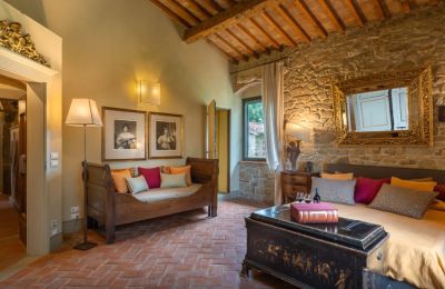 Historic property for sale Arezzo, Tuscany, Image 17/50