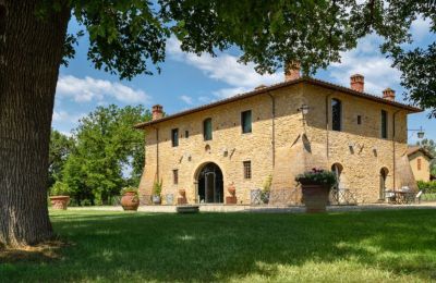 Historic property for sale Arezzo, Tuscany, Image 3/50