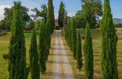 Historic property for sale Arezzo, Tuscany, Image 2/50