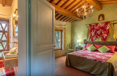 Historic property for sale Arezzo, Tuscany, Image 24/50
