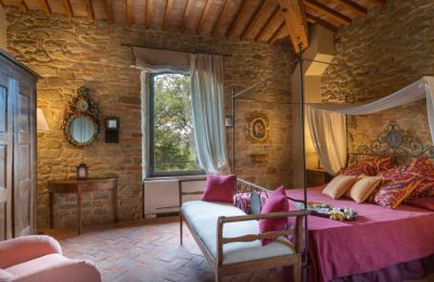 Historic property for sale Arezzo, Tuscany, Image 29/50