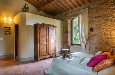 Historic property for sale Arezzo, Tuscany, Image 33/50