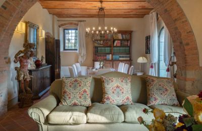 Historic property for sale Arezzo, Tuscany, Image 12/50