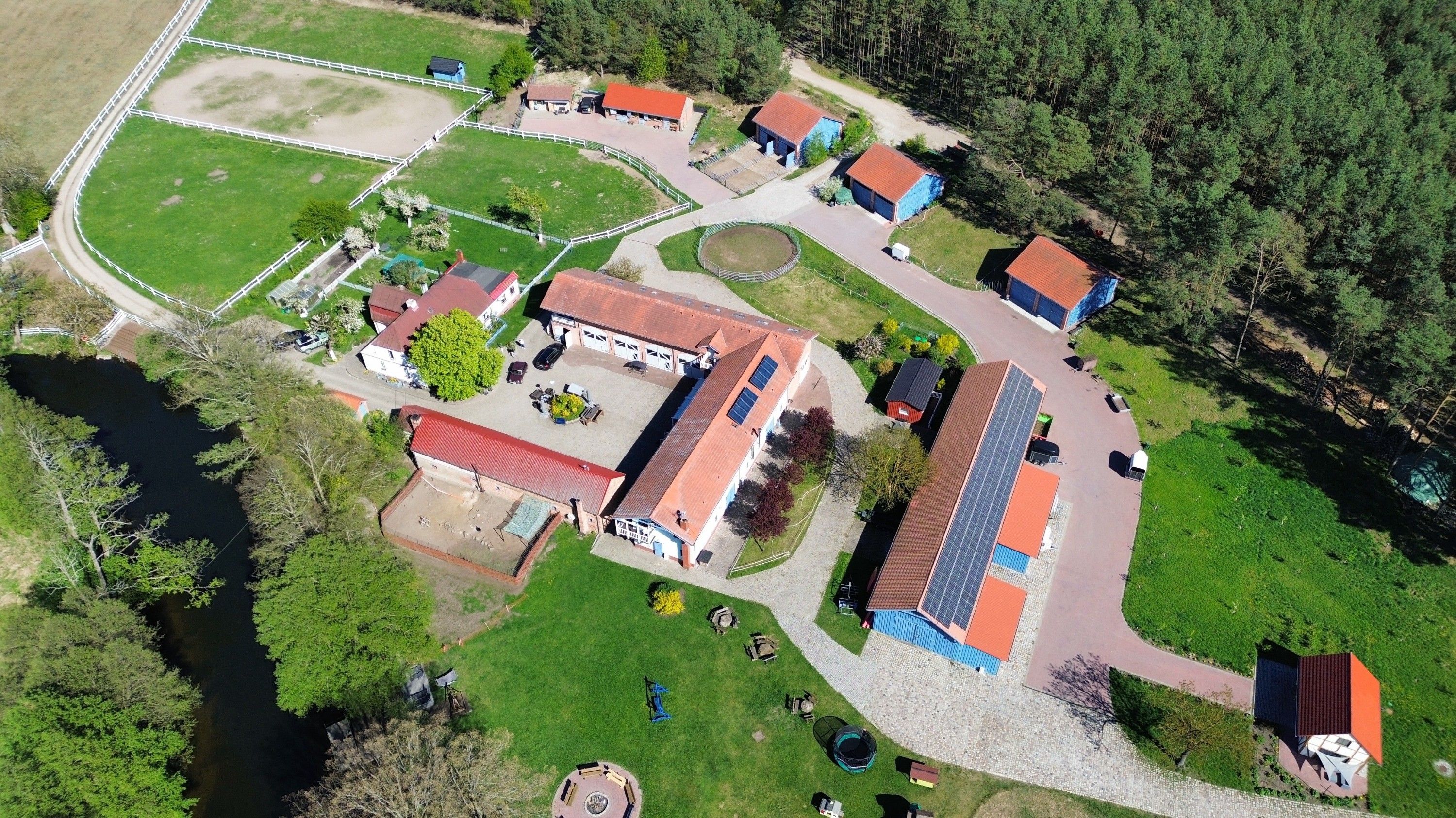 Photos Country Estate with Hotel, Equestrian Center and Development Land Near Poznań