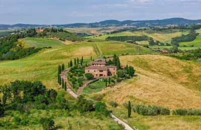Country home for sale Montalcino, Tuscany, Image 7/26