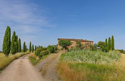 Country home for sale Montalcino, Tuscany, Image 8/26