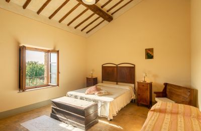 Country home for sale Montalcino, Tuscany, Image 26/26
