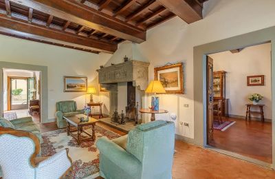 Historic Villa for sale Vicchio, Tuscany, Image 5/40