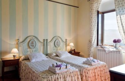 Historic Villa for sale Vicchio, Tuscany, Image 18/40
